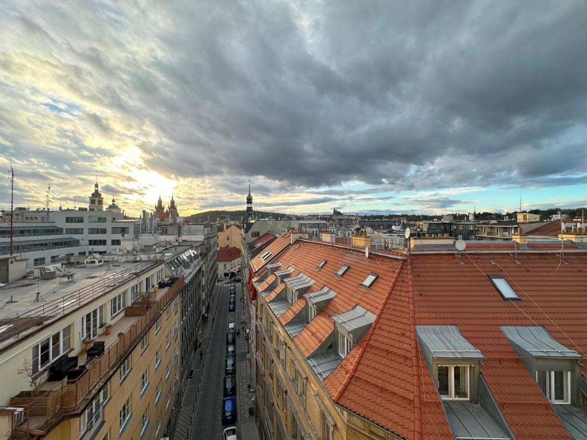 Castle View Apartments. Old Town Prag Dış mekan fotoğraf
