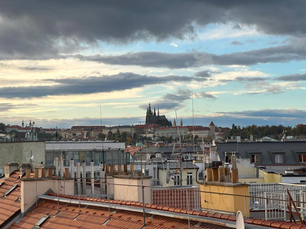 Castle View Apartments. Old Town Prag Dış mekan fotoğraf