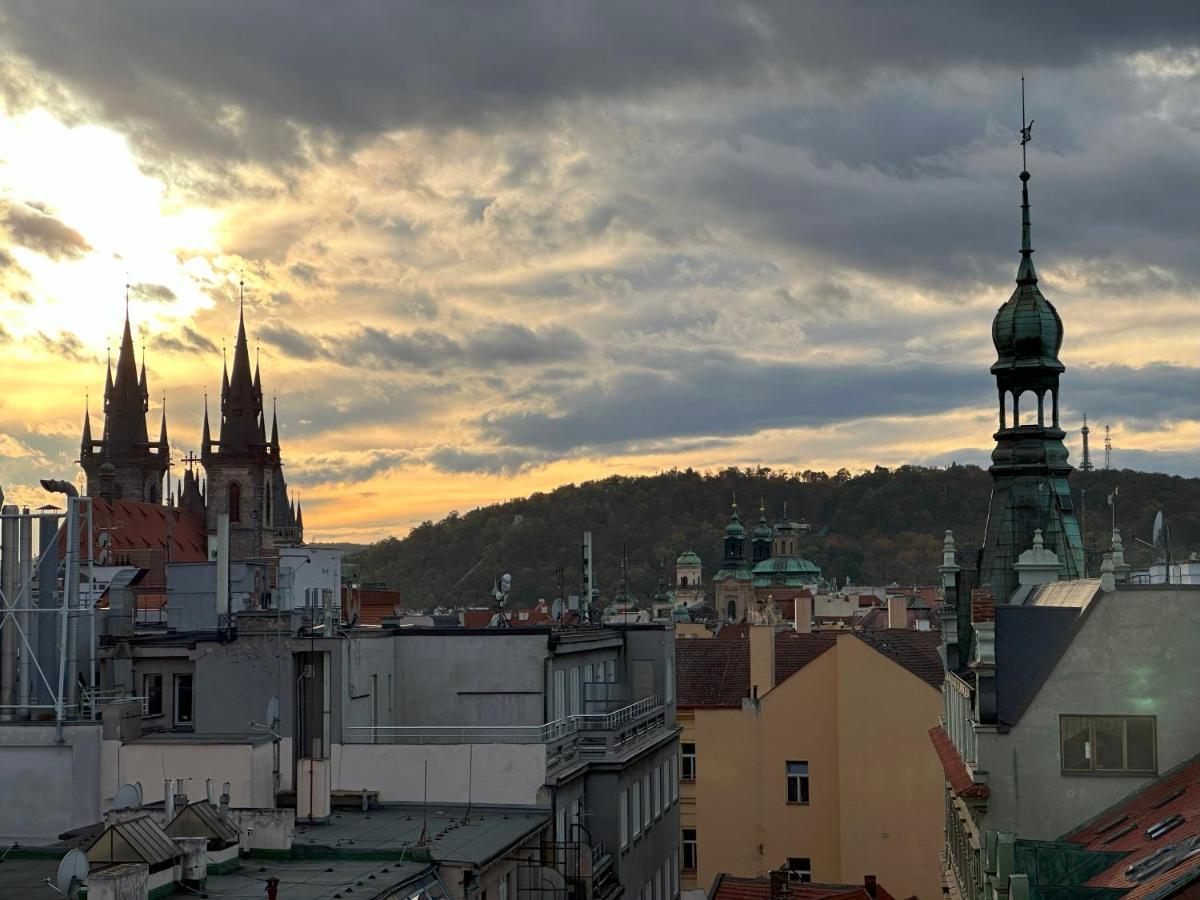 Castle View Apartments. Old Town Prag Dış mekan fotoğraf